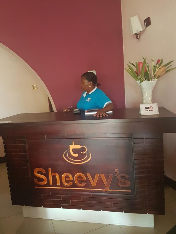 Fort Portal Sheevy"S Bed N Breakfast المظهر الخارجي الصورة